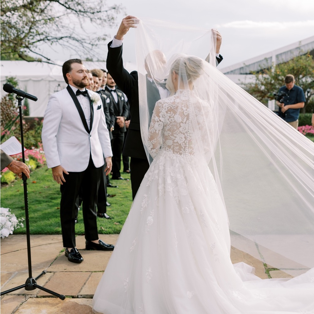 Morilee Grazia White Floral Lace Wedding Dress - Picture 4 of 5